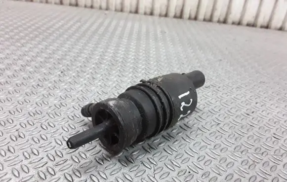 Windscreen/windshield washer pump