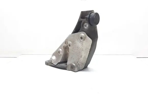 BMW X5 E70 Engine mounting bracket 6772680 22116772680