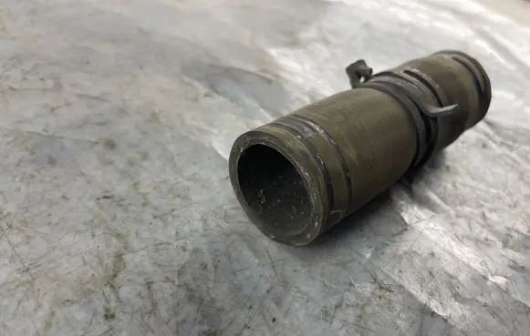 Volkswagen Polo IV 9N3 Engine coolant pipe/hose 6Q0122101 6Q0122101BG