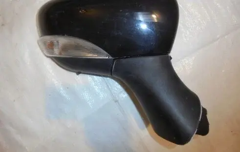 Renault Clio IV Front door electric wing mirror 9PIN