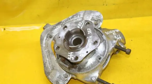 Porsche Cayman 987 Rear wheel hub 98733165806