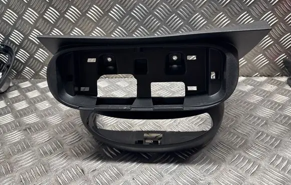 Fiat 500X Other center console (tunnel) element 735596319