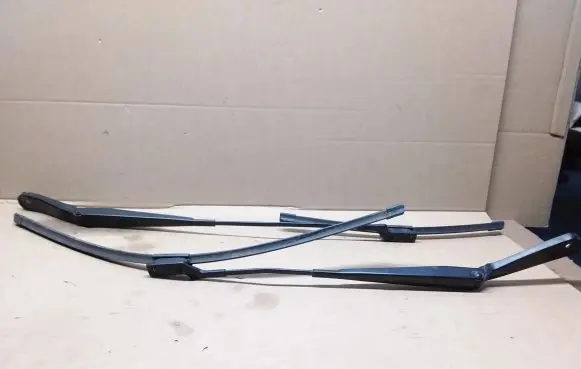 Jaguar XE Front wiper blade arm GX7317527AC GX7317527BC