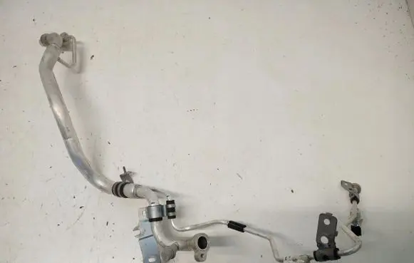 Renault Captur Air conditioning (A/C) pipe/hose 924400623R