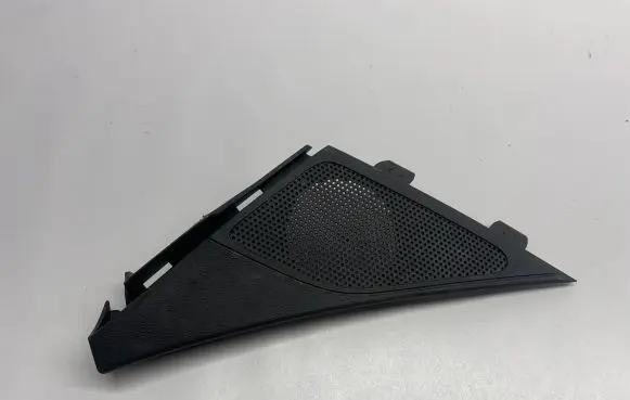Chevrolet Camaro Front door speaker cover trim 84081751 AMQ60353