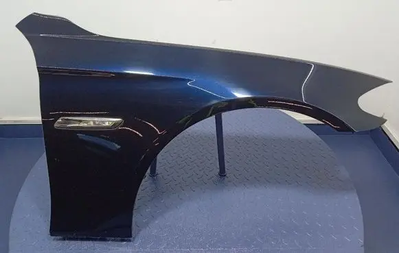 BMW 5 F10 F11 Fender 