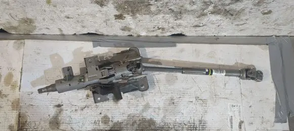 Citroen C4 II Steering wheel axle H11594