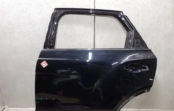 Bentley Bentayga Rear door 36A833311C