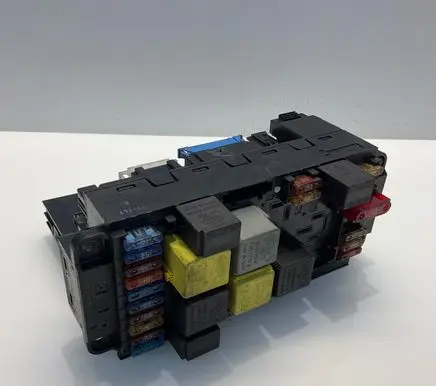 Mercedes-Benz C W203 Fuse module 2035452801 74450400 5DK00848551