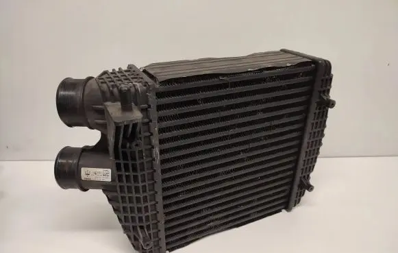 Maserati Levante Intercooler radiator 670039351 Ll022001 1C6660029