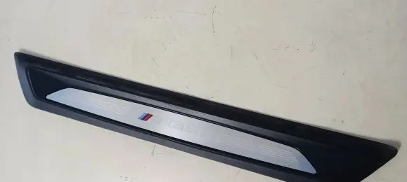 BMW 1 F20 F21 Front sill trim cover 8055520