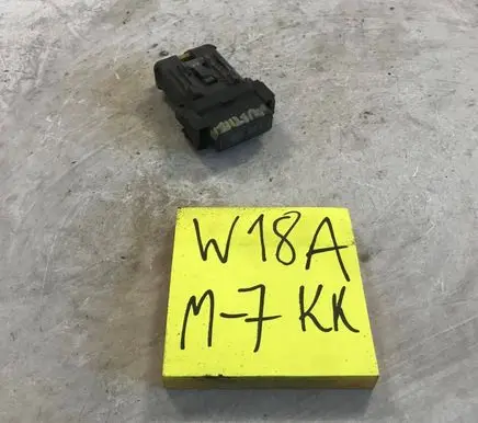 Opel Vectra B Other relay ABS60A