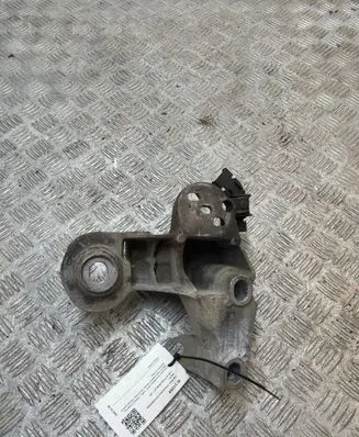 Audi A4 S4 B6 8E 8H Engine mounting bracket 8E0199352F 8E0199352