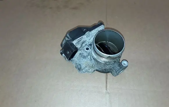 Ford Grand C-MAX Throttle valve 9M5Q9E926AA A2C53286823