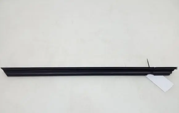 Mercedes-Benz C W204 Front door trim bar A2047250265
