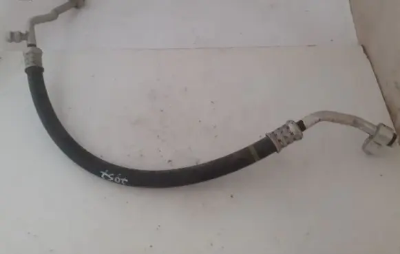 Honda Insight Air conditioning (A/C) pipe/hose 80315TM8A01
