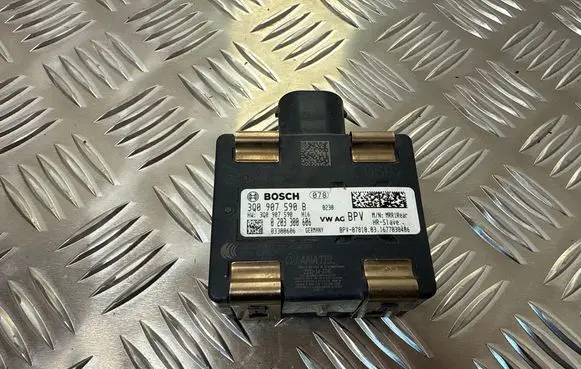 Volkswagen Touran II Distronic sensor radar 3Q0907590B 0203300606