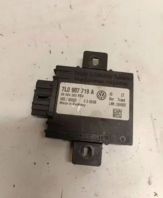 Volkswagen Phaeton Alarm control unit/module 7L0907719A 28024252F H05S0020