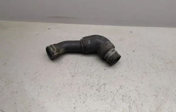 Mercedes-Benz A W169 Breather hose/pipe A6400100382