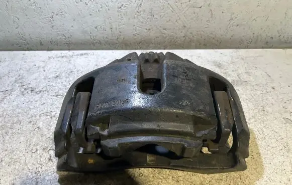 BMW 6 F12 F13 Front brake caliper