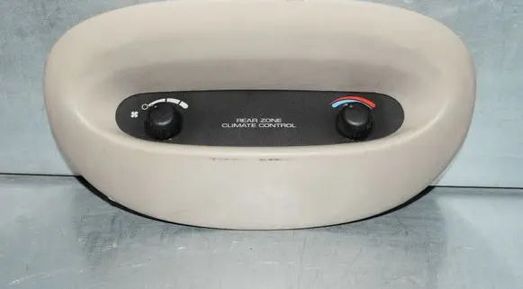 Chrysler Voyager Climate control unit 4685797AA