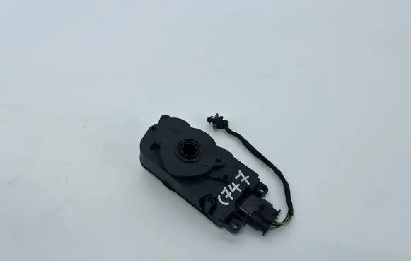 BMW 5 G30 G31 G38 Radiator active air flap actuator 9881645
