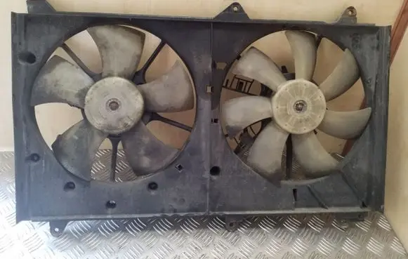 Toyota Avensis Verso Electric radiator cooling fan