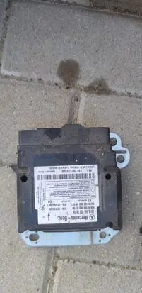 Mercedes-Benz GLE (W166 - C292) Airbag control unit/module A1669001916 1669001916