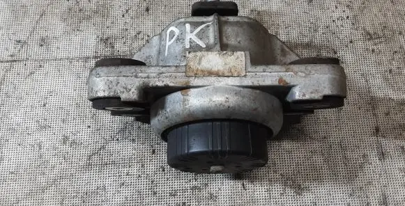 Land Rover Range Rover Sport L494 Engine mount bracket