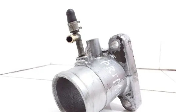 Nissan Primera Engine coolant pipe/hose NL06362