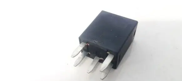 KIA Carens II Other relay 9522538300 95225-38300
