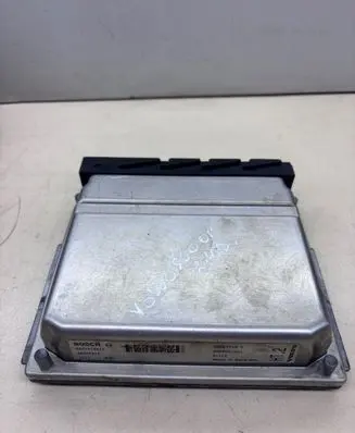 Volvo S60 Engine control unit/module 0281010319 28SA5015 08667710A