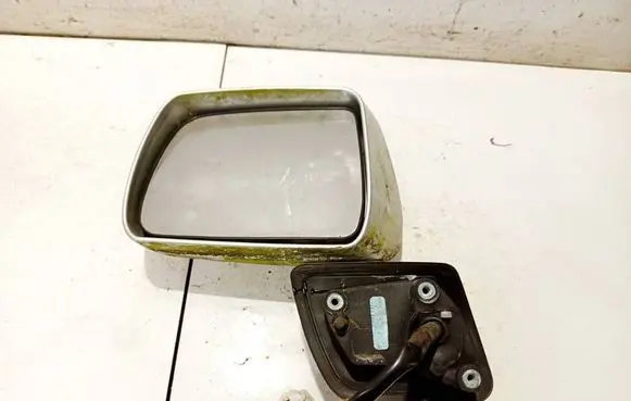 Mitsubishi Endeavor Front door electric wing mirror