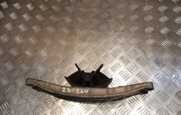 Gearbox mounting bracket