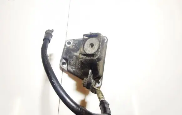 Audi A6 S6 C5 4B Engine mounting bracket 4b0199308