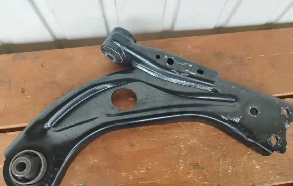 Citroen C5 Aircross Front control arm