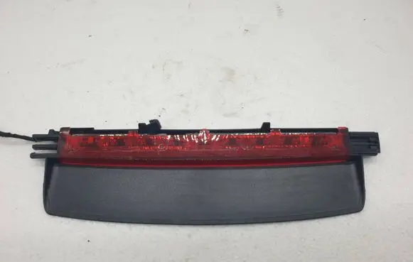Audi A6 S6 C6 4F Third/center stoplight 4F5945097