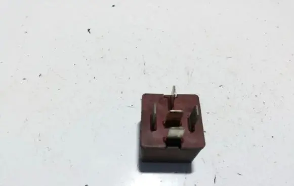 Audi A6 S6 C4 4A Other relay 431951253d