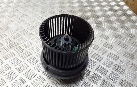 Peugeot 107 Heater fan/blower N101812H