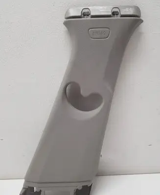 BMW 2 F46 (B) pillar trim (top) 51457329588