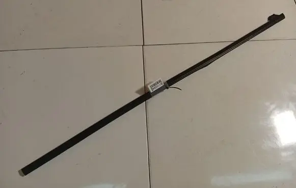 Citroen C4 Grand Picasso Front door glass trim molding 