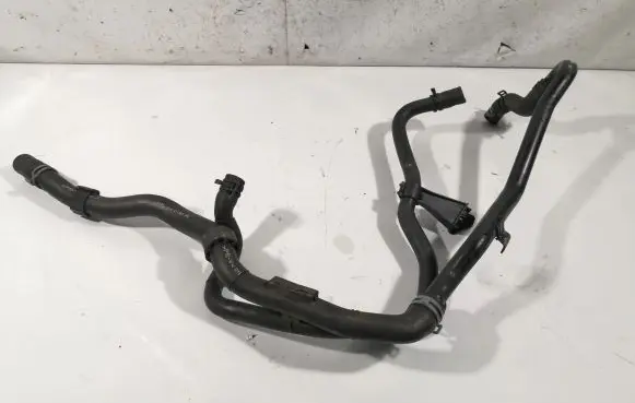 Volkswagen Golf Plus Engine coolant pipe/hose 1K0133687B 1K0122109CF