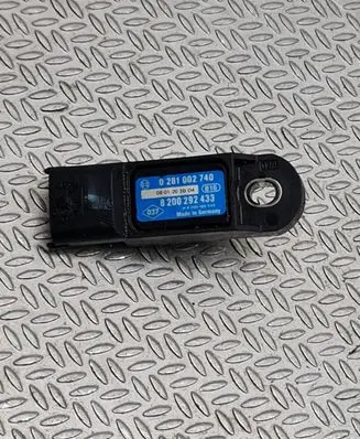Nissan Qashqai Air pressure sensor 0281002740 8200292433
