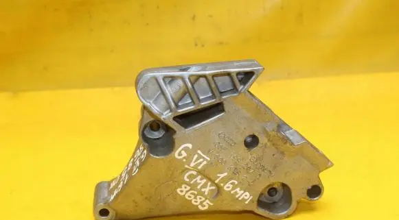 Volkswagen Golf VI Engine mount vacuum valve 06F199207Q