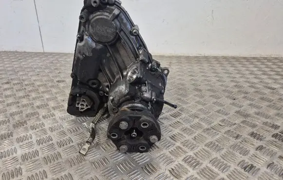 BMW X3 F25 Gearbox transfer box case 7649784