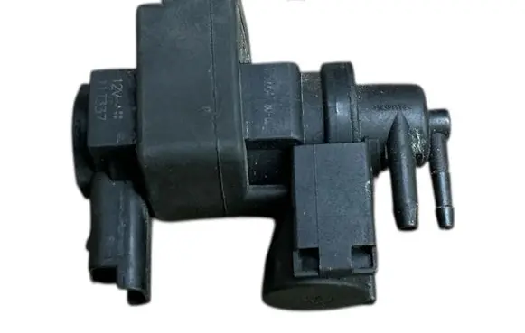 BMW 1 F20 F21 Turbo solenoid valve 70177712 V75995478002