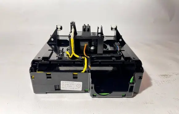 Mercedes-Benz CLS C219 CD/DVD changer A2196800552 90862