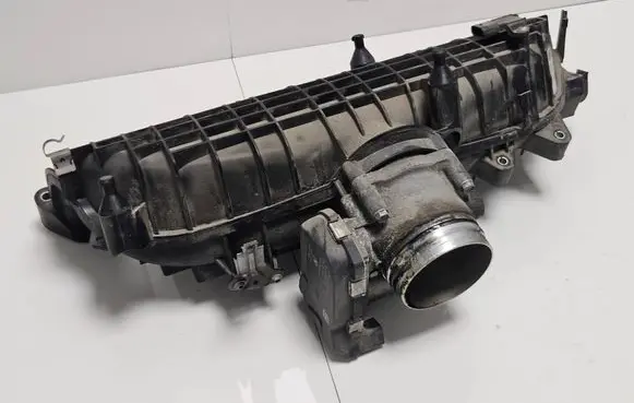 BMW X6 E71 Intake manifold 7576911 10991213 12082722475