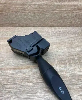 Ford Focus Indicator stalk 98AG13335AG