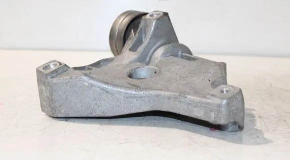 Volkswagen Golf Plus A/C compressor mount bracket 03C903143B